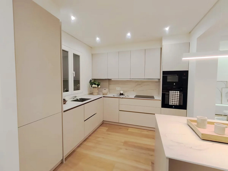 Modern Apartment in the Center of San Sebastián — Just 5 Minutes from the Beach and Coastal Living. Photo:  4