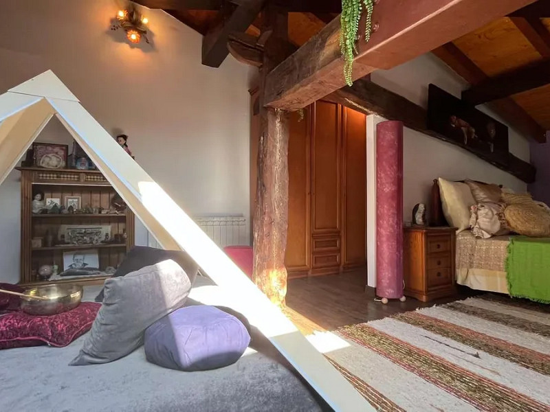 House with Garden and Jacuzzi in the Basque Country — Comfort and Tranquility Near Vitoria-Gasteiz. Photo:  23