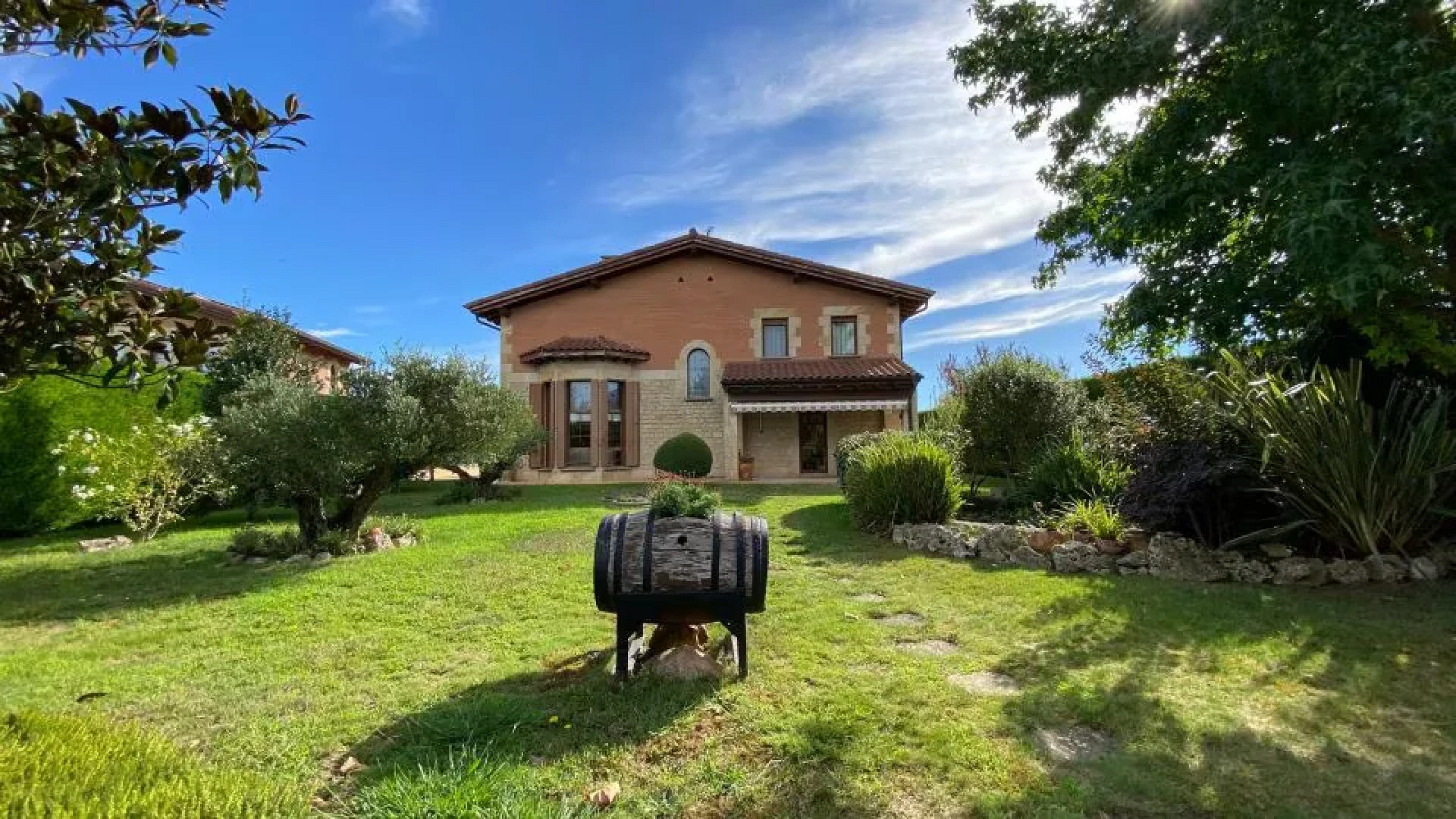 Spacious Family Home with Garden and Terrace in the Basque Country — Nature and Privacy Just 7 km from Vitoria-Gasteiz