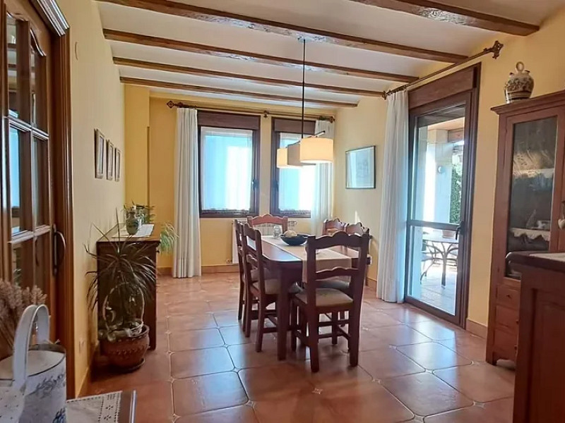 Spacious Family Home with Garden and Terrace in the Basque Country — Nature and Privacy Just 7 km from Vitoria-Gasteiz. Photo:  4