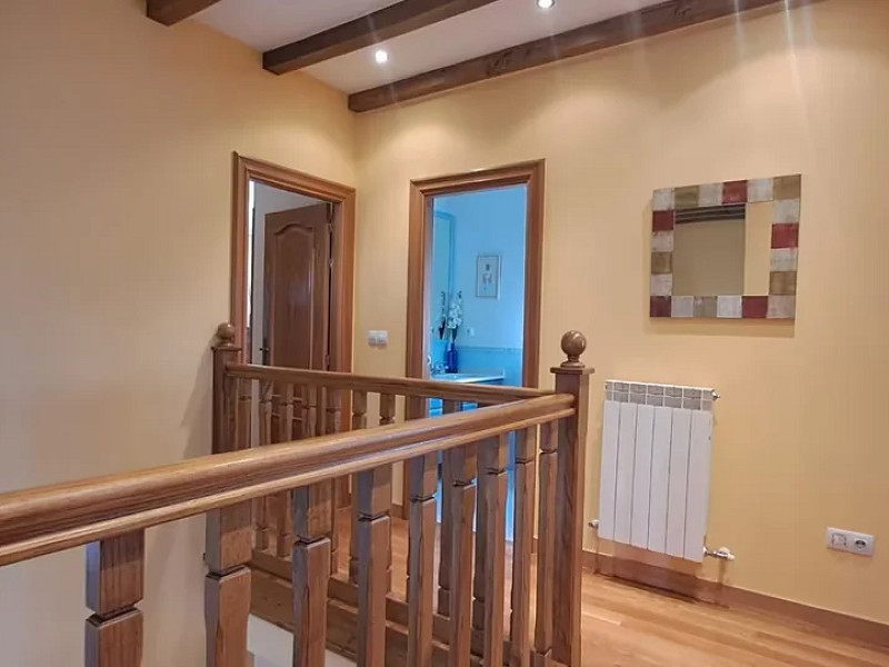 Spacious Family Home with Garden and Terrace in the Basque Country — Nature and Privacy Just 7 km from Vitoria-Gasteiz. Photo:  9