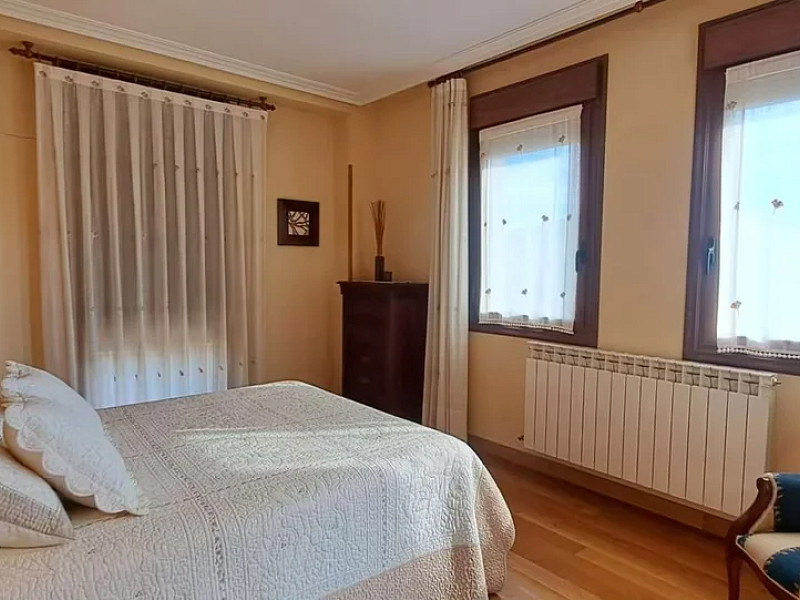 Spacious Family Home with Garden and Terrace in the Basque Country — Nature and Privacy Just 7 km from Vitoria-Gasteiz. Photo:  10