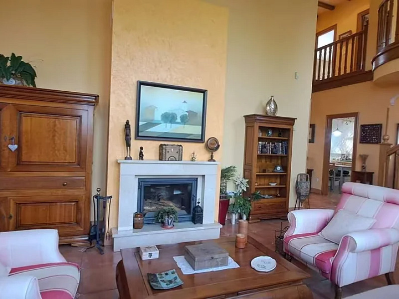 Spacious Family Home with Garden and Terrace in the Basque Country — Nature and Privacy Just 7 km from Vitoria-Gasteiz. Photo:  20