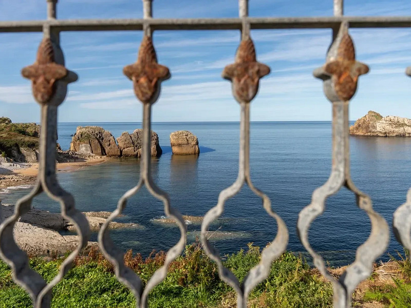 House with Panoramic Views of the Atlantic — Liencres. Photo:  9