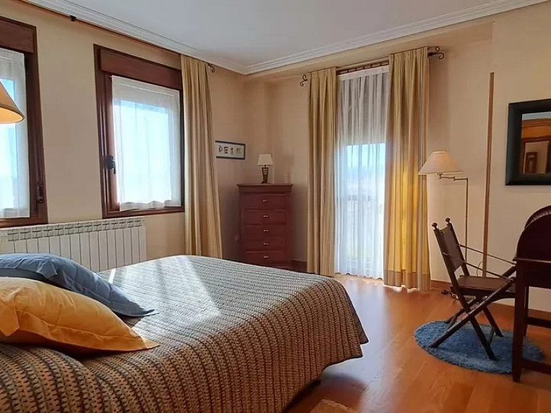 Spacious Family Home with Garden and Terrace in the Basque Country — Nature and Privacy Just 7 km from Vitoria-Gasteiz. Photo:  25