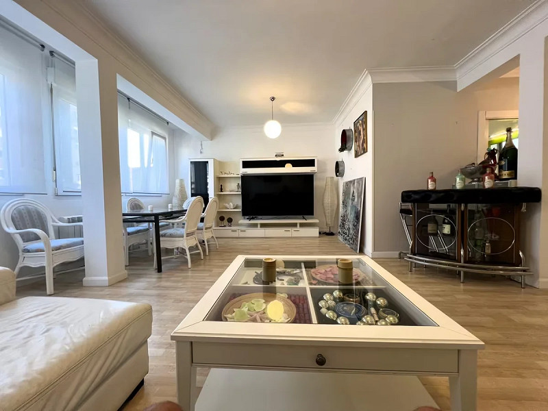 Apartment in the Heart of Santander — Calle Tetuán, Puerto Chico. Photo:  2