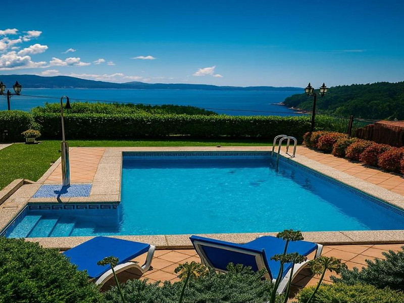 Ocean-View Home with Pool in Galicia — Ideal for Living or Creating a Private Boutique Hotel. Photo:  3