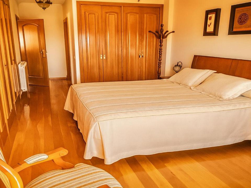 Ocean-View Home with Pool in Galicia — Ideal for Living or Creating a Private Boutique Hotel. Photo:  20