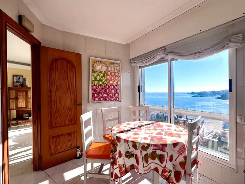 Bright Ocean-View Apartment in Galicia — Steps from Silgar Beach. Photo:  10