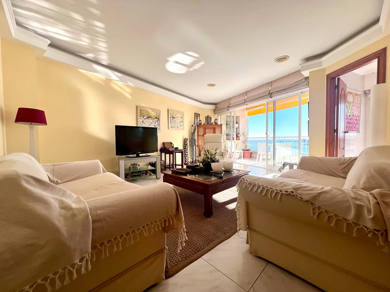 Bright Ocean-View Apartment in Galicia — Steps from Silgar Beach. Photo:  12
