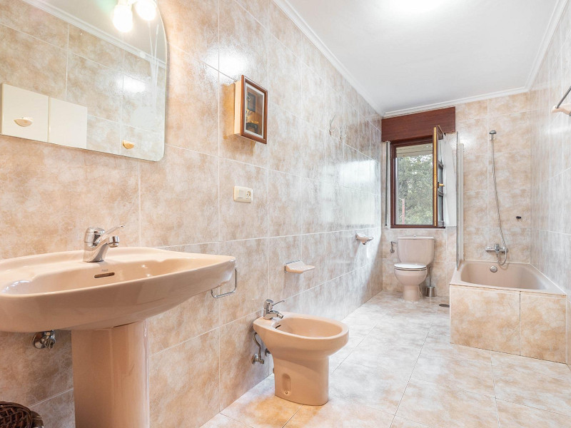House with Garden, Pool, and Guest House in the Heart of Asturias — Space, Style, and Nature Just 15 Minutes from Oviedo. Photo:  24