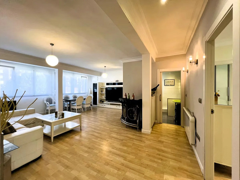 Apartment in the Heart of Santander — Calle Tetuán, Puerto Chico. Photo:  11