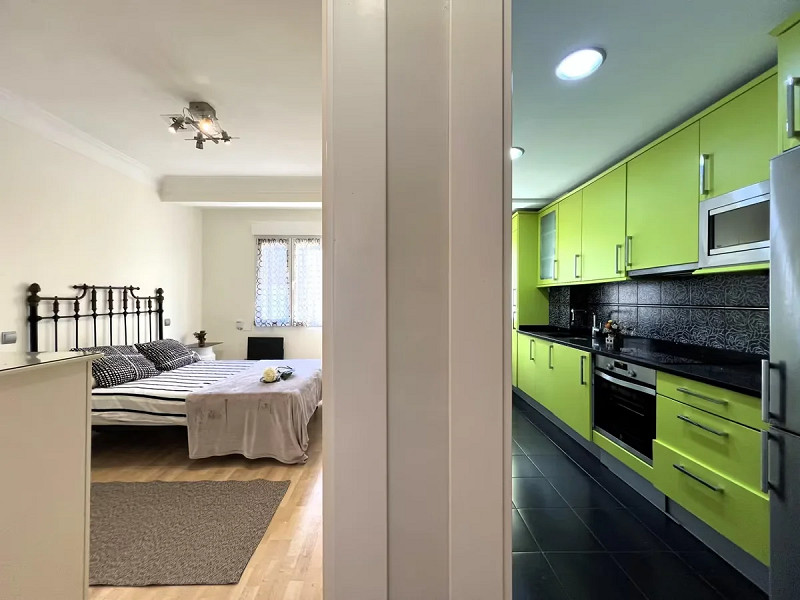 Apartment in the Heart of Santander — Calle Tetuán, Puerto Chico. Photo:  13