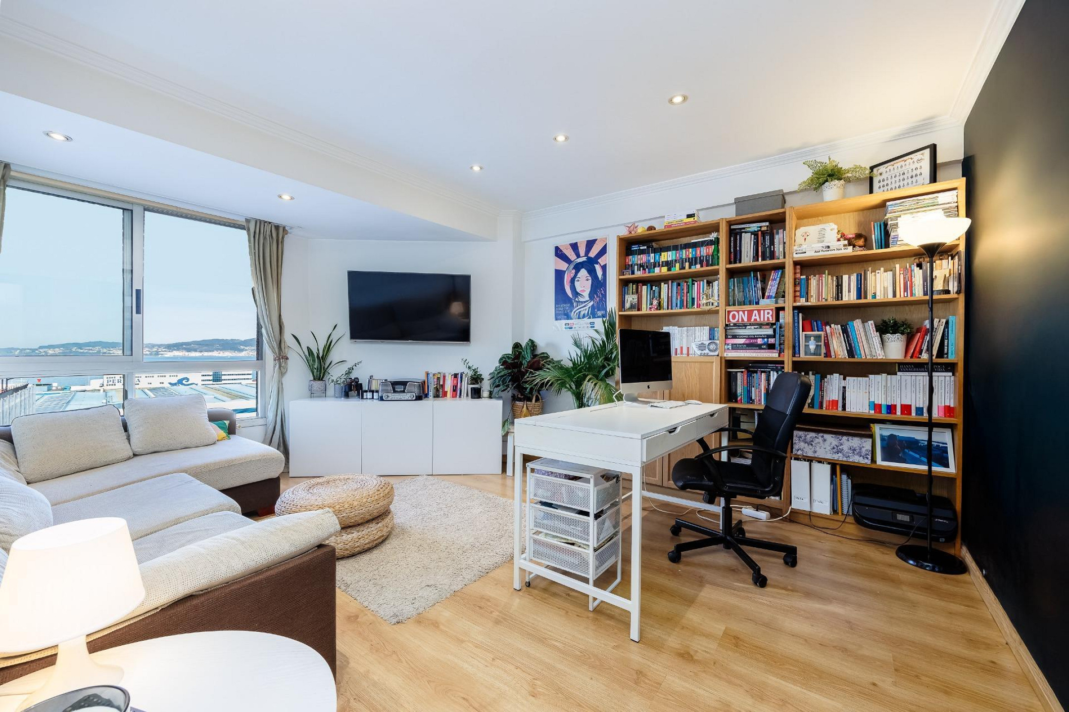 Apartment with Stunning Views on the 7th Floor (2 Bedrooms) — Vigo, Galicia