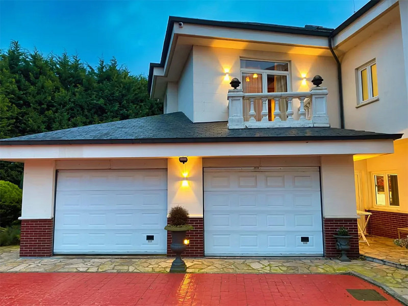 Elegant Luxury Residence with Pool and Garden in Arce (Piélagos). Photo:  2