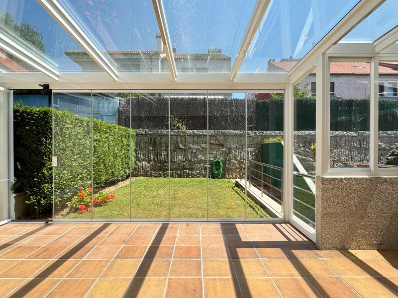 Modern Townhouse with Pool and Garden in the Sárdoma District — Vigo, Galicia. Photo:  2