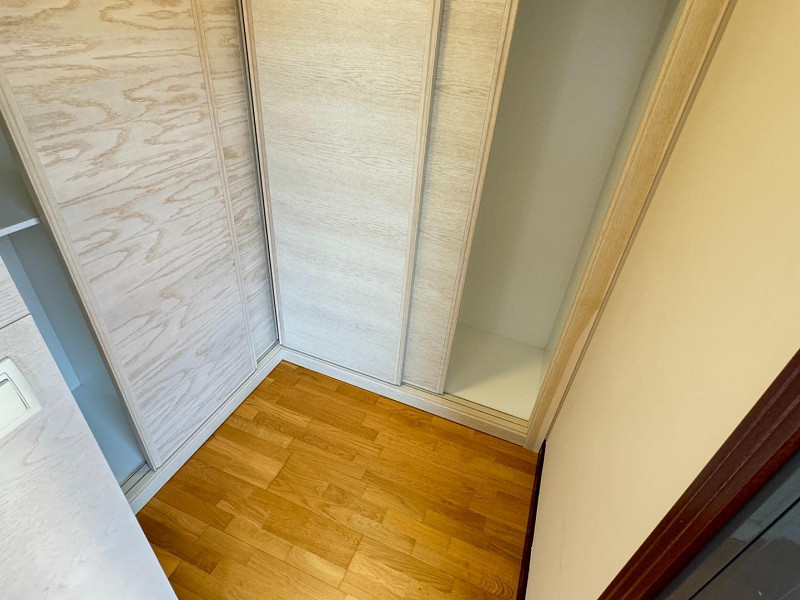 Modern Townhouse with Pool and Garden in the Sárdoma District — Vigo, Galicia. Photo:  16