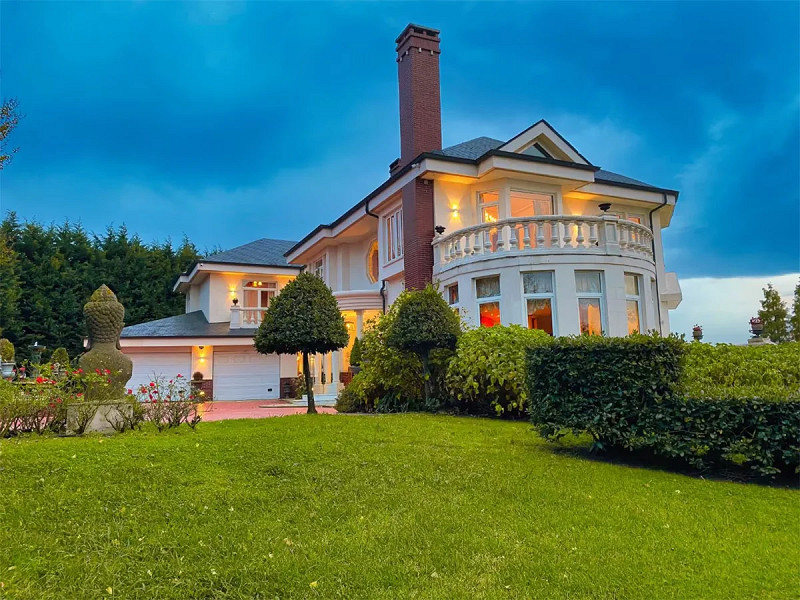 Elegant Luxury Residence with Pool and Garden in Arce (Piélagos). Photo:  6