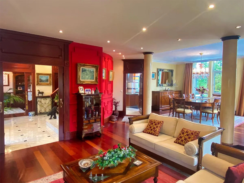 Elegant Luxury Residence with Pool and Garden in Arce (Piélagos). Photo:  18