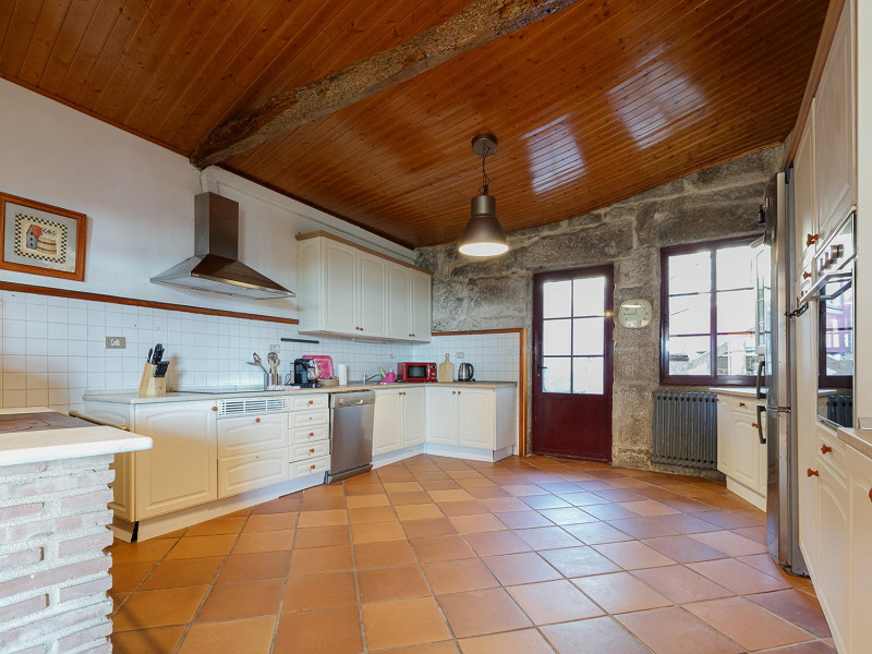House in Freixeiro – Santa Lucía da Salgueira, Vigo, Galicia. Photo:  16