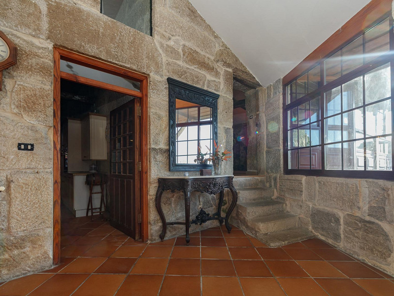 House in Freixeiro – Santa Lucía da Salgueira, Vigo, Galicia. Photo:  20