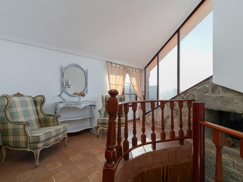 House in Freixeiro – Santa Lucía da Salgueira, Vigo, Galicia. Photo:  33