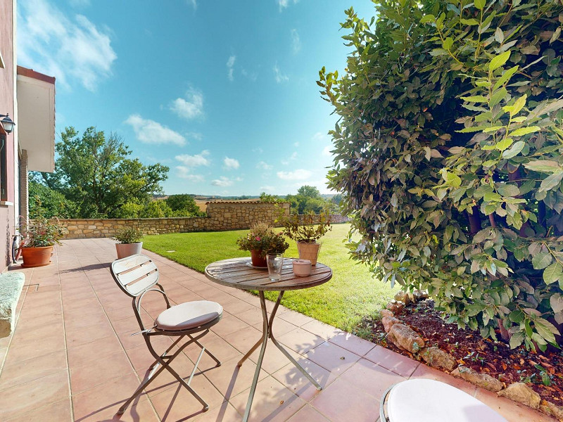 House with Garden, Terrace, and Guest Area in the Basque Country — Surrounded by Nature and Timeless Tranquility. Photo:  8