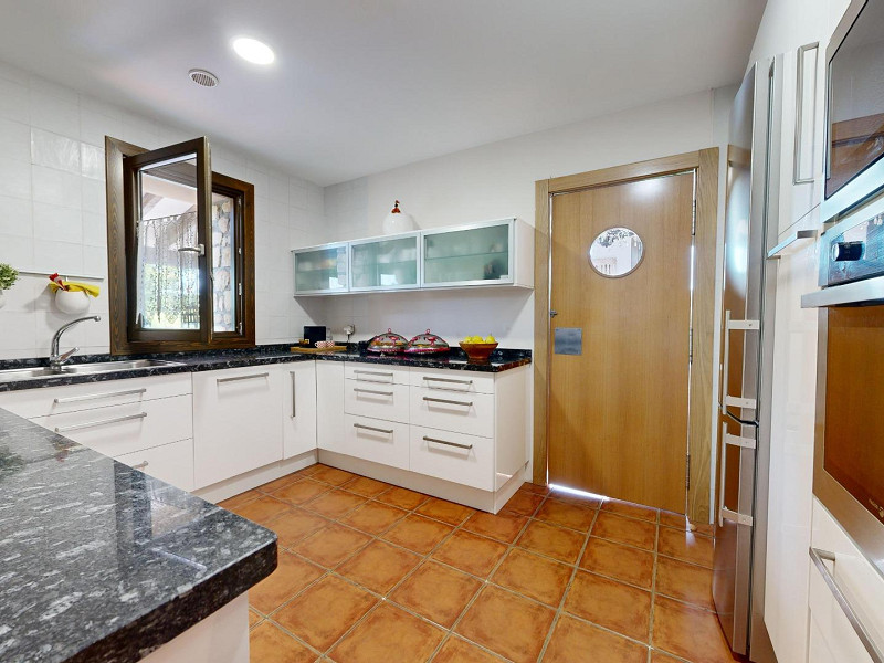House with Garden, Terrace, and Guest Area in the Basque Country — Surrounded by Nature and Timeless Tranquility. Photo:  16