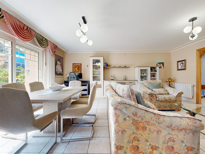 House with Garden and Panoramic Views in Laredo, Cantabria. Photo:  10