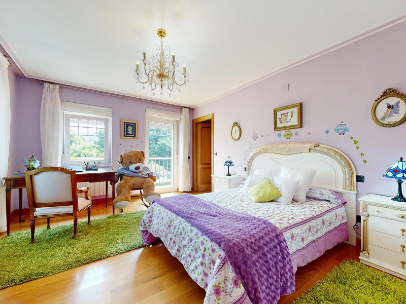House with Garden and Panoramic Views in Laredo, Cantabria. Photo:  18