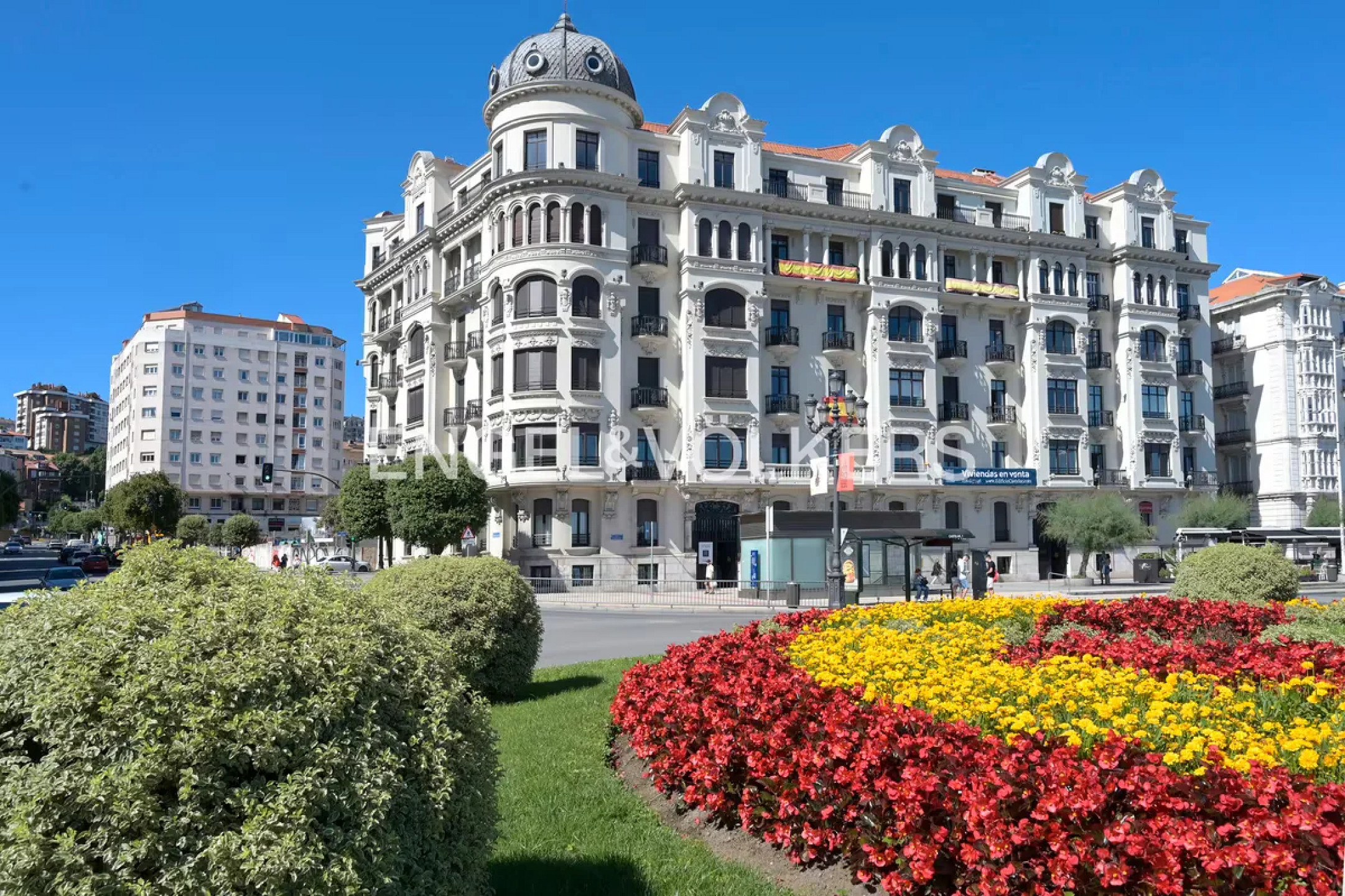 Sea-View Apartment in the Prestigious Puerto Chico District, Santander