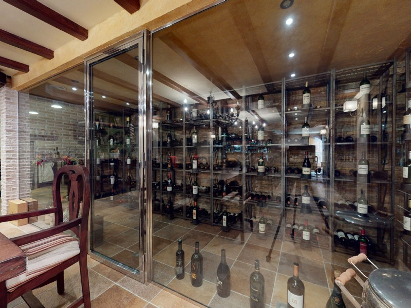 Premium Seaside Villa with Panoramic Ocean Views and Guest Suite in Central Castro-Urdiales, Cantabria. Photo:  65