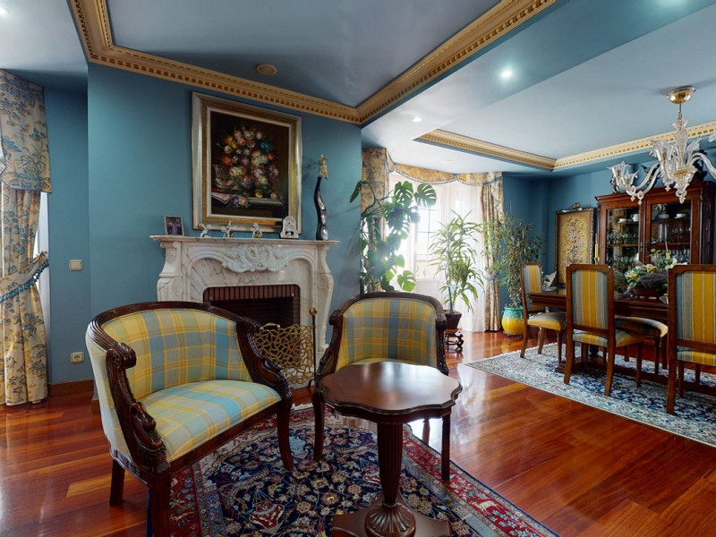 Premium Seaside Villa with Panoramic Ocean Views and Guest Suite in Central Castro-Urdiales, Cantabria. Photo:  23
