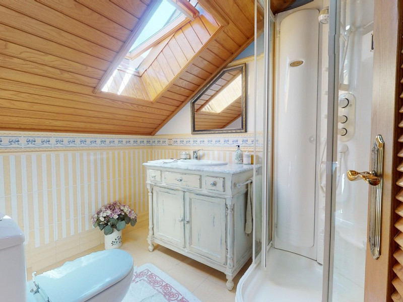 Premium Seaside Villa with Panoramic Ocean Views and Guest Suite in Central Castro-Urdiales, Cantabria. Photo:  48