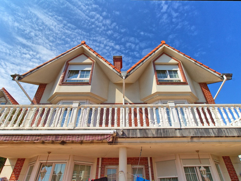 Premium Seaside Villa with Panoramic Ocean Views and Guest Suite in Central Castro-Urdiales, Cantabria. Photo:  56