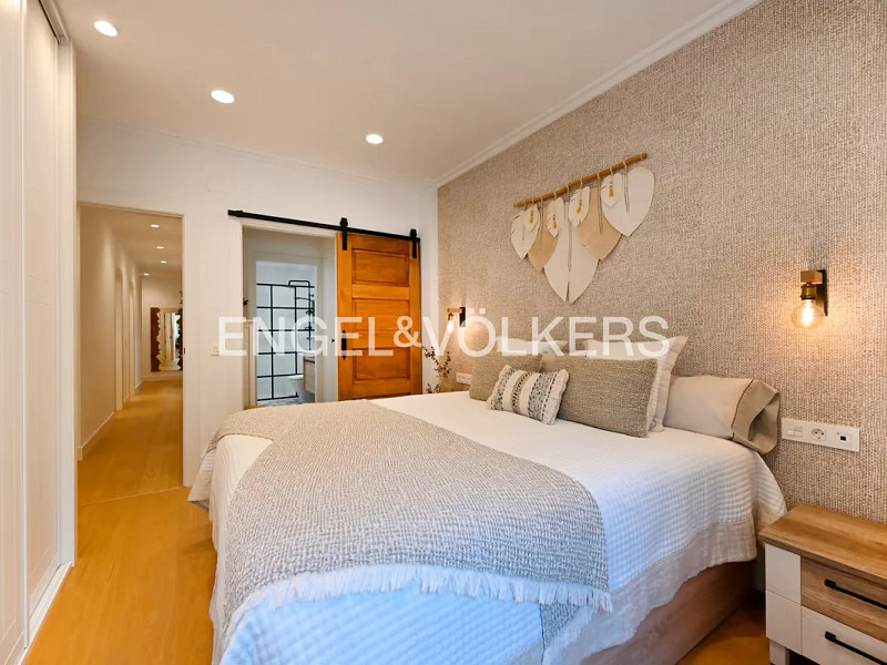 Sea-View Apartment in the Prestigious Puerto Chico District, Santander. Photo:  11