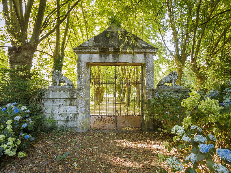 17th-Century Galician Manor with Private Chapel in Pontevedra. Photo:  4