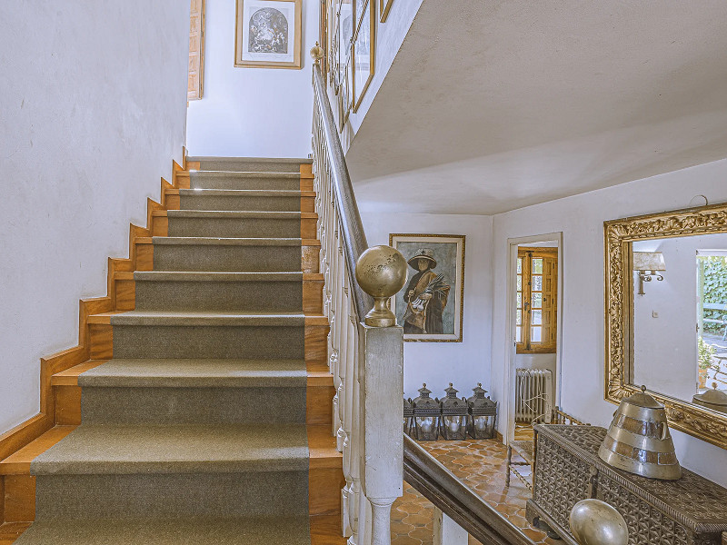 17th-Century Galician Manor with Private Chapel in Pontevedra. Photo:  16