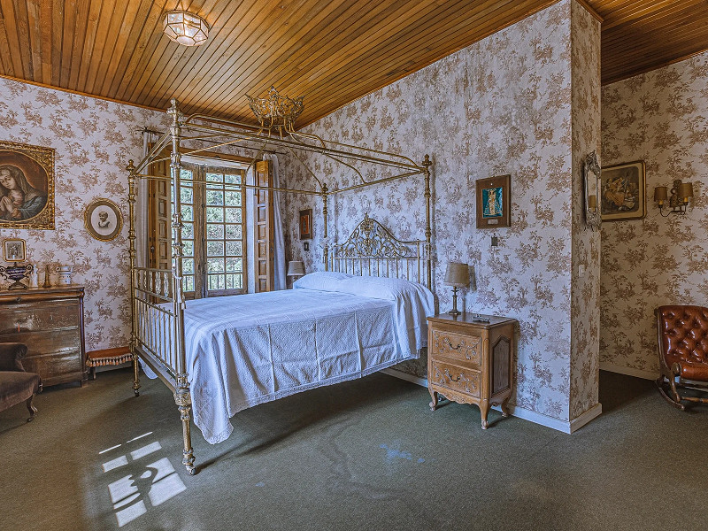 17th-Century Galician Manor with Private Chapel in Pontevedra. Photo:  18