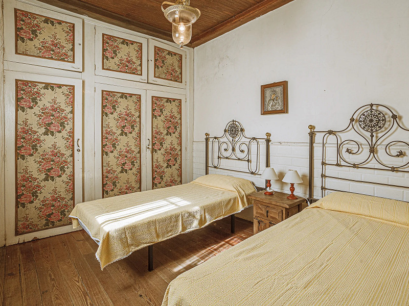 17th-Century Galician Manor with Private Chapel in Pontevedra. Photo:  26