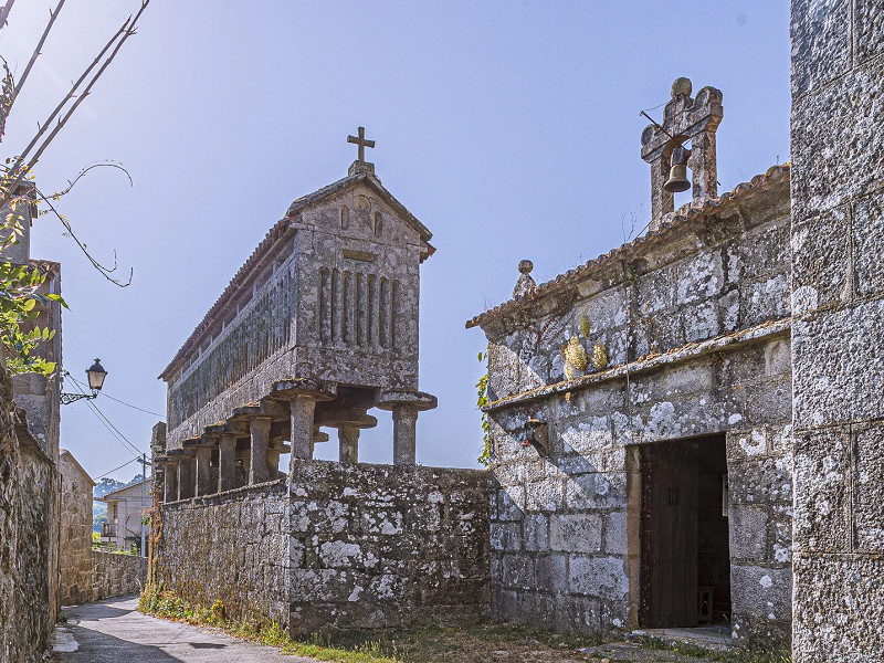 17th-Century Galician Manor with Private Chapel in Pontevedra. Photo:  32