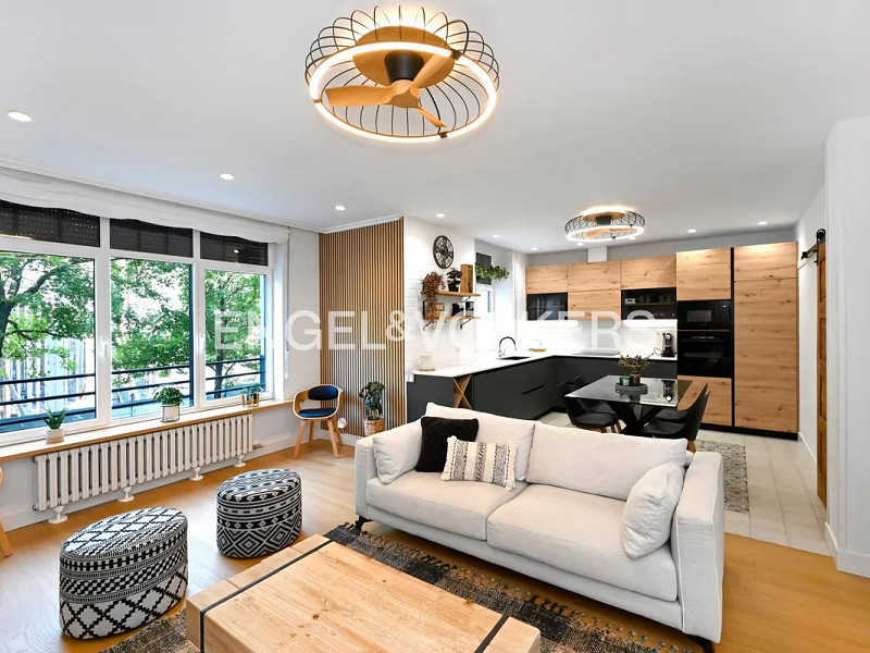 Sea-View Apartment in the Prestigious Puerto Chico District, Santander. Photo:  14