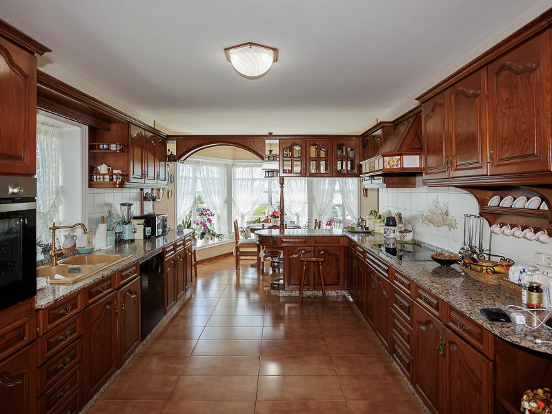 Luxury Seaside Estate with Panoramic Ocean Views — Sanxenxo, Galicia. Photo:  14