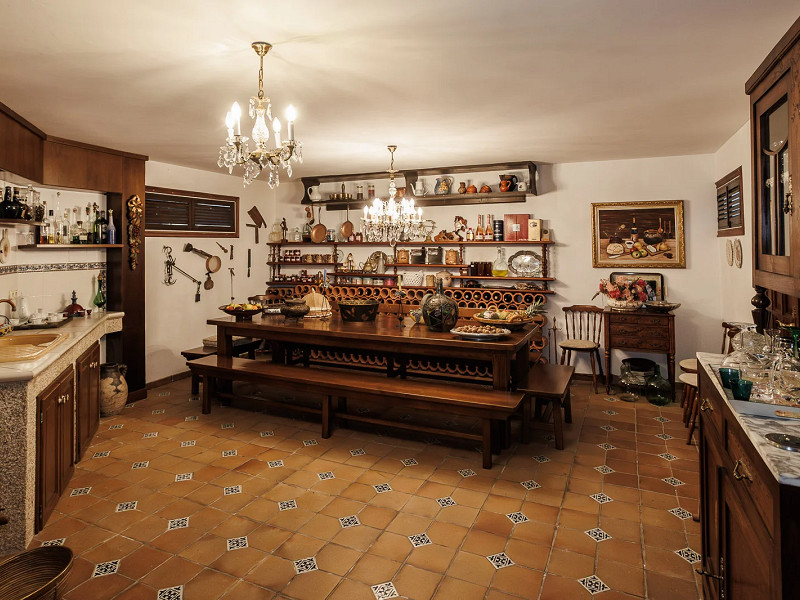 Luxury Seaside Estate with Panoramic Ocean Views — Sanxenxo, Galicia. Photo:  16