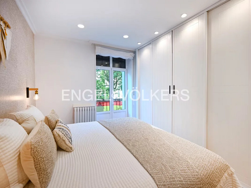 Sea-View Apartment in the Prestigious Puerto Chico District, Santander. Photo:  15