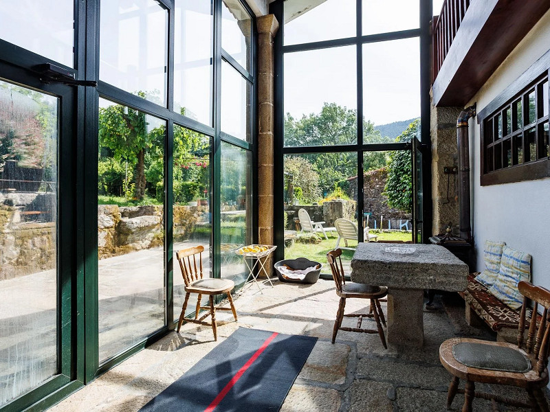 Seaside Home with Private Dock in Galicia. Photo:  29
