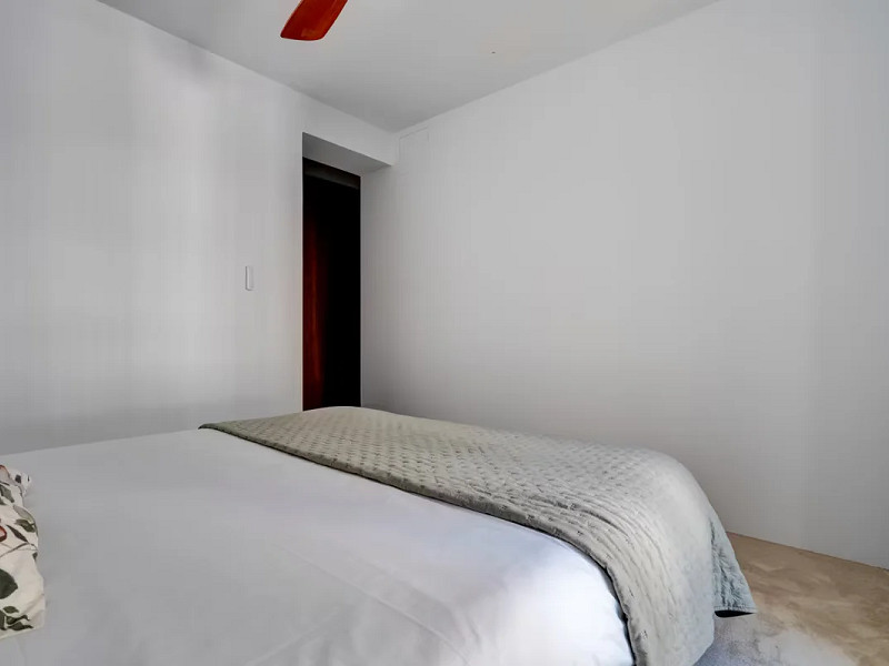 Elegant Designer Apartment on San Sebastián’s Prestigious Boulevard — Style and Comfort in the Heart of the Basque Capital. Photo:  15